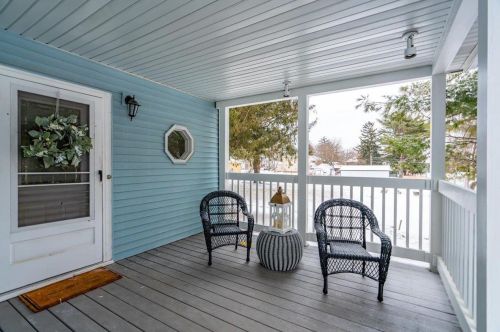 322 Division St, Dodgeville, WI 53533-1510
