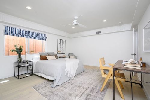 513 Dianthus St, Manhattan Beach CA  90266-6720 exterior
