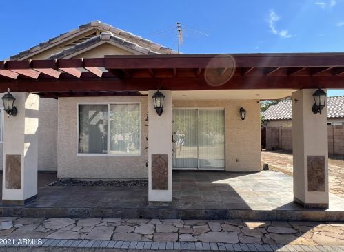 4138 Cactus Wren Dr, Phoenix AZ 85051-8186 exterior