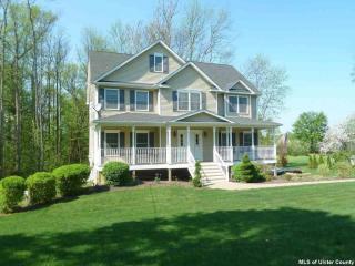 82 Willow Tree Rd, Milton, NY 12547-5306