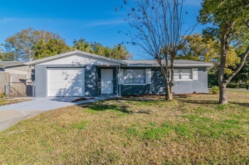 4947 Amherst Ct, New Port Richey, FL 34652-1001