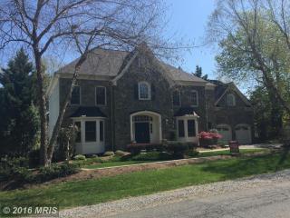2945 Gray St, Vienna VA  22124-2606 exterior