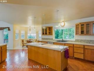 5017 269th Ave, Camas WA  98607-8771 exterior