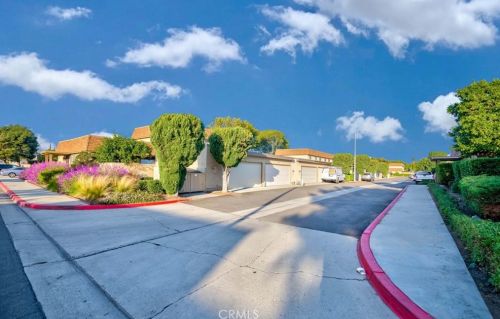 5180 Dover Dr, Buena Park CA  90623-2313 exterior