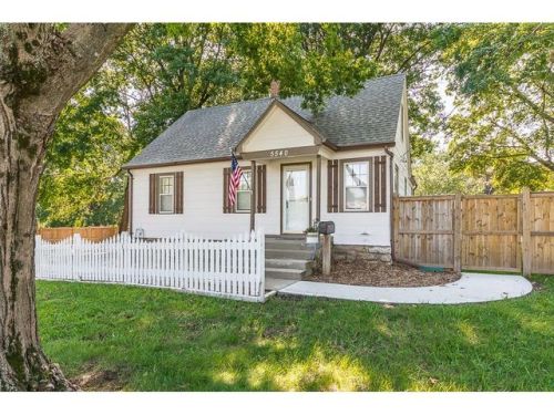 5540 Quivira Rd, Shawnee Mission, KS 66216-1970
