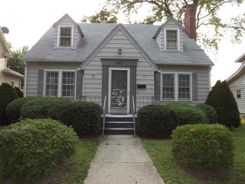 607 Indiana Ave, Auburn, IN 46706-2846