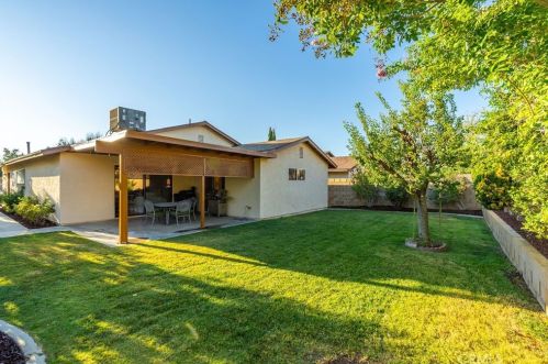 43838 Palm Vis Ave, Lancaster CA 93535-3304 exterior