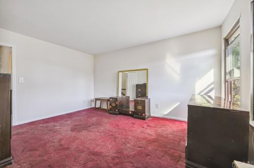 154 Locust Ct, Flemington NJ  08822-2001 exterior