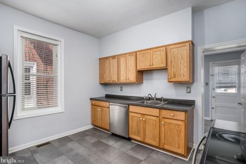 1331 Locust St, Norristown PA  19401-3319 exterior