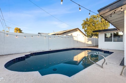 2044 71, Scottsdale AZ 85257-1323 exterior