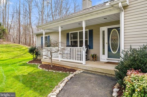 45 Turkeysag Trl, Bybee, VA 22963-2624