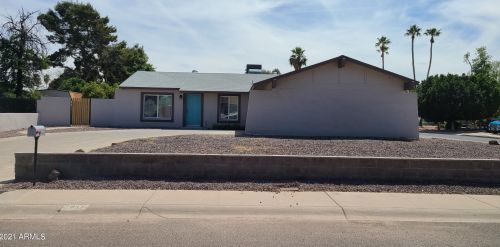 3837 Crocus Dr, Phoenix, AZ 85032-5748