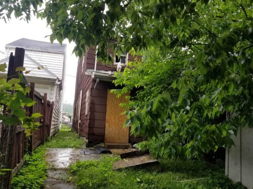 433 9th St, Newport, KY 41071-2215
