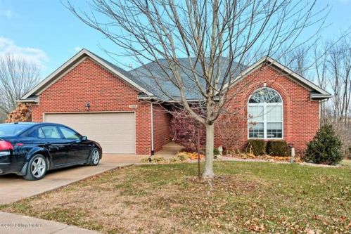 1560 Overlook Cir, Shelbyville, KY 40065-8453