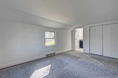 44 Randecker Ln, Kensington CT  06037-1134 exterior