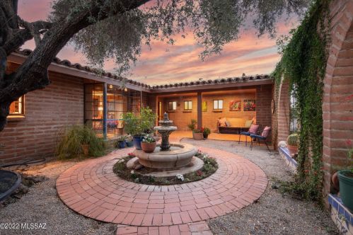 5705 Fort Lowell Rd, Tucson, AZ 85712-5213