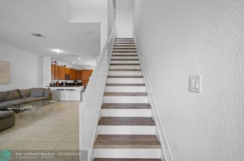 11609 13 Ct, Hollywood FL 33025-2559 exterior