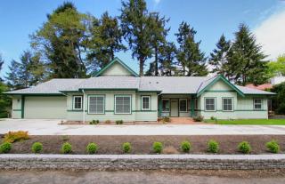 9 Ponce De Leon Ter, Lakewood, WA 98499-1745
