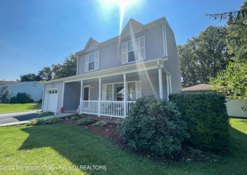 24 Anita Dr, Jackson Twp, NJ 08527-4901