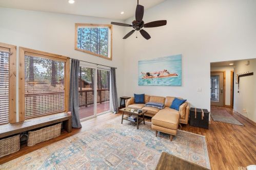 2208 Toiyabe Trl, South Lake Tahoe CA  96150-6861 exterior