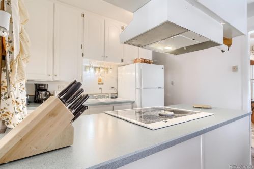 4100 Pearl St, Englewood CO 80113-6913 exterior