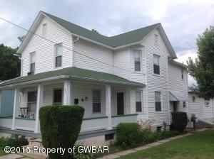 235 Poland St, Wilkes Barre, PA 18704-2158