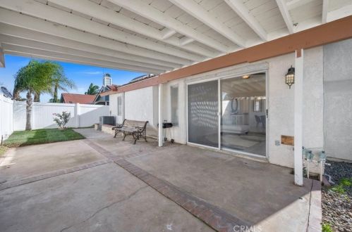 2002 Teak St, Perris CA  92570-2502 exterior