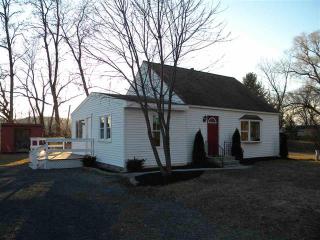 30 Long Ln, Beckers Corners, NY 12158-2202
