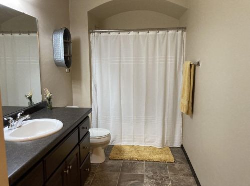 907 Lotus Trl, Menasha WI  54952-8852 exterior