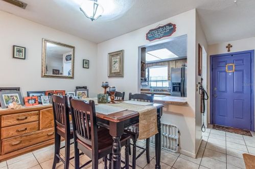 10312 Blue Field Ct, Thonotosassa FL  33592-3523 exterior