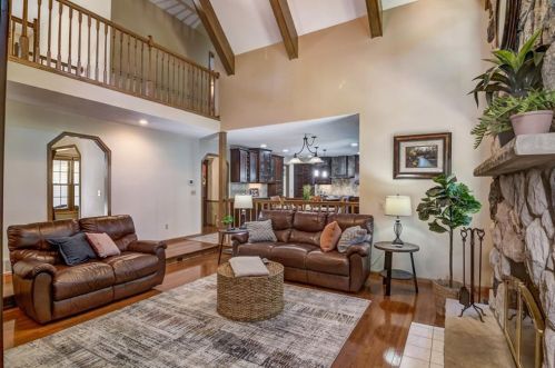 3337 Evergreen Ln, Eau Claire, WI 54701-5912