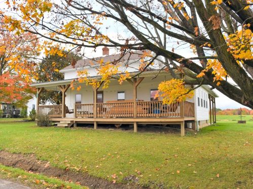41794 Mageetown Rd, Centerville, PA 16404-7140