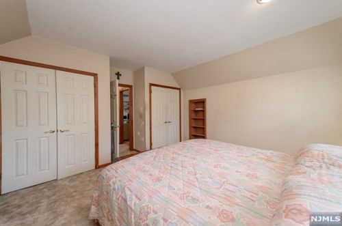 131 Schley St, Outwater NJ  07026-2337 exterior