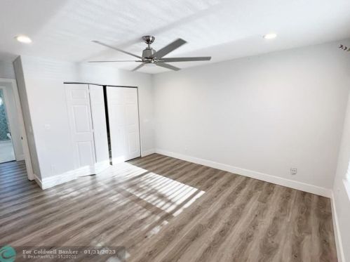 3591 177th Ave, Hollywood FL  33029-1666 exterior