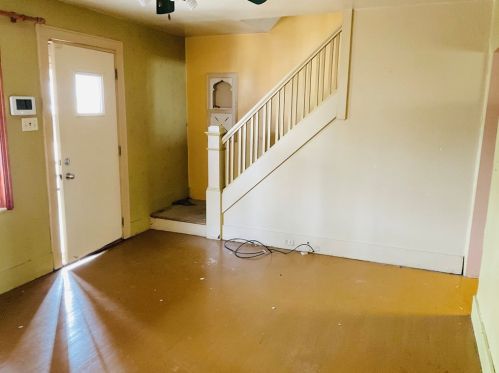 1806 Powers St, Mckeesport PA  15132-5149 exterior