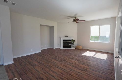 42333 Ridge View Dr, Lancaster CA 93536-7382 exterior