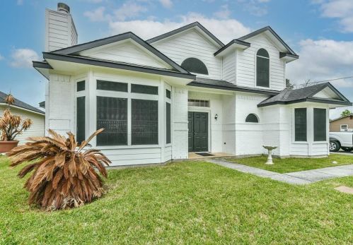 904 Robinson Rd, Morgans Point TX  77571-9528 exterior