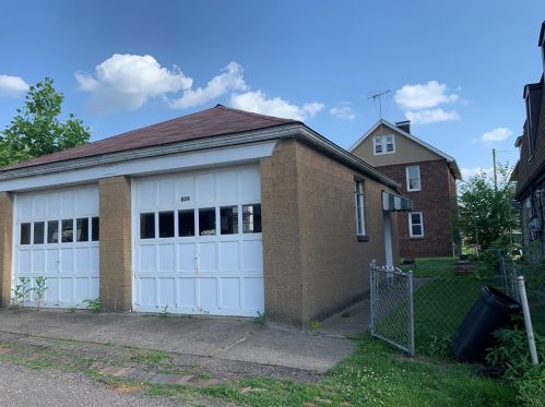 809 24th St, Ambridge PA  15003-1477 exterior