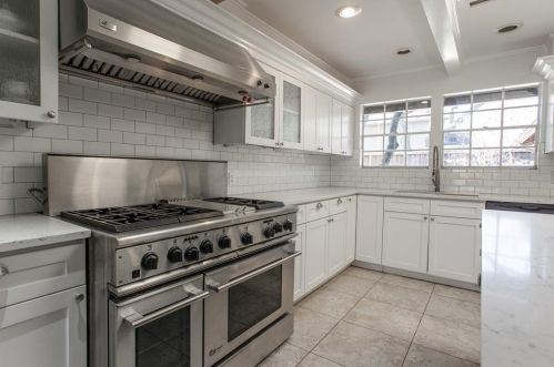 7009 Gateridge Dr, Dallas TX  75254-7935 exterior