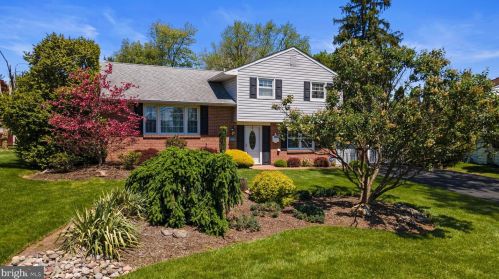 399 Maple Ave, Southampton, PA 18966-3563