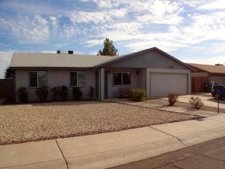 3101 Bluefield Ave, Phoenix AZ  85053-1042 exterior