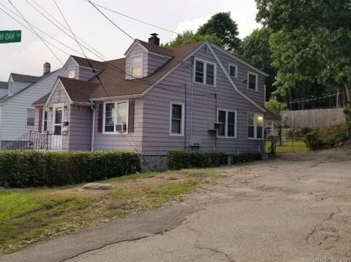 279 Oak St, Waterbury, CT 06705-1120