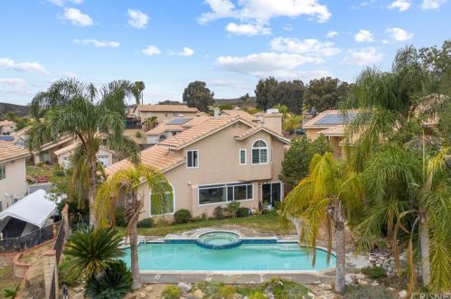 29920 Muledeer Ln, Santa Clarita, CA 91384-4512