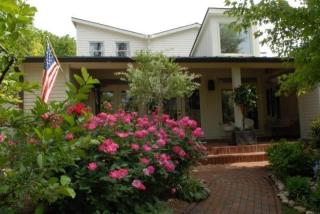 356 Sycamore St, Columbus, OH 43206-2278