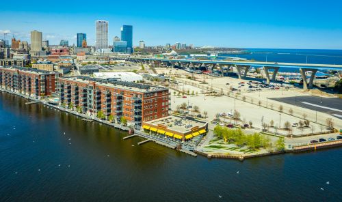 541 Erie St, Milwaukee, WI 53202-6235