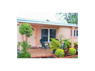 6811 26th Ct, Hollywood, FL 33023-3746