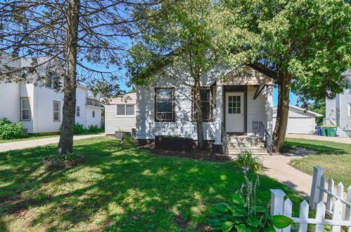 812 Jefferson St, Green Bay, WI 54301-3709