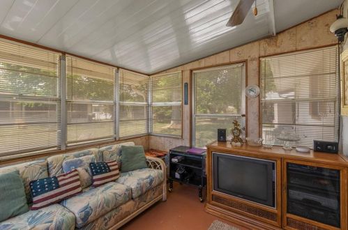 2324 Kenilworth Ave, Daytona Beach FL  32119-2712 exterior