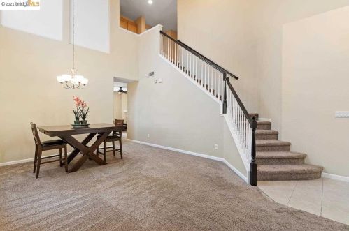 42 Vitruvius Ct, Oakley CA  94561-1778 exterior