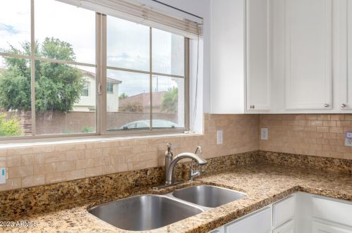 1248 Clifton Ave, Gilbert AZ  85295-5968 exterior